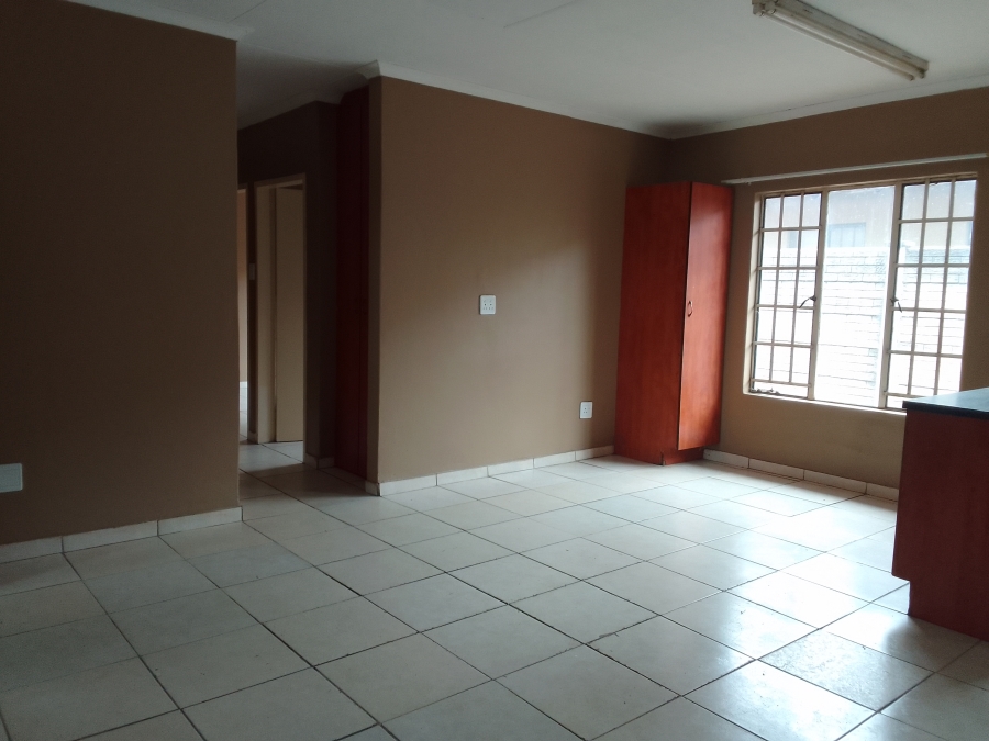 To Let 3 Bedroom Property for Rent in Oos Einde North West